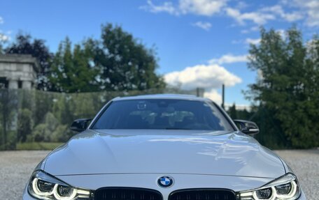 BMW 3 серия, 2018 год, 3 500 000 рублей, 2 фотография