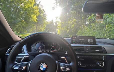 BMW 3 серия, 2018 год, 3 500 000 рублей, 38 фотография