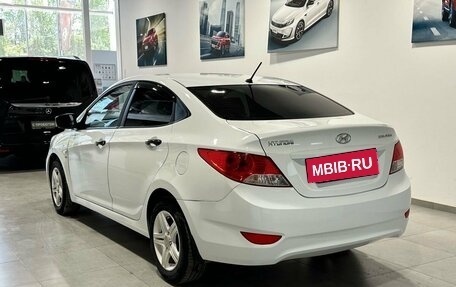 Hyundai Solaris II рестайлинг, 2014 год, 979 900 рублей, 4 фотография