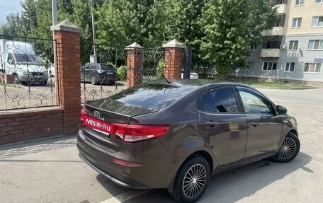 KIA Rio III рестайлинг, 2016 год, 869 000 рублей, 4 фотография