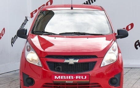 Chevrolet Spark III, 2013 год, 580 000 рублей, 2 фотография