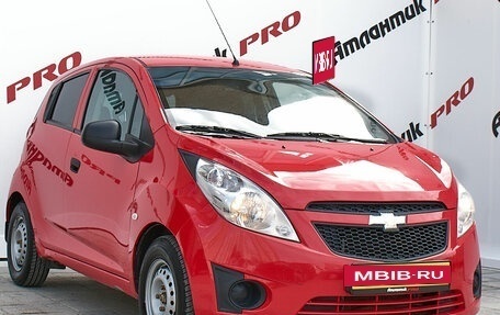 Chevrolet Spark III, 2013 год, 580 000 рублей, 3 фотография