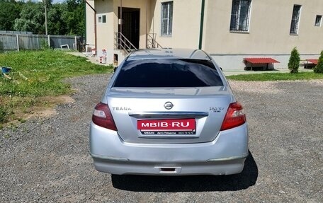 Nissan Teana, 2009 год, 900 000 рублей, 4 фотография