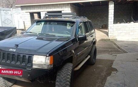 Jeep Grand Cherokee, 1995 год, 820 000 рублей, 2 фотография