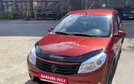 Renault Sandero I, 2011 год, 457 000 рублей, 2 фотография