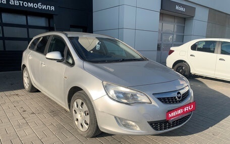 Opel Astra J, 2012 год, 879 000 рублей, 3 фотография