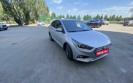 Hyundai Solaris II рестайлинг, 2017 год, 1 500 000 рублей, 2 фотография