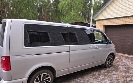 Volkswagen Caravelle T6 рестайлинг, 2018 год, 4 100 000 рублей, 3 фотография