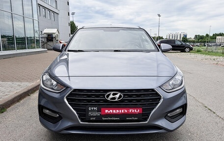 Hyundai Solaris II рестайлинг, 2017 год, 1 399 000 рублей, 2 фотография