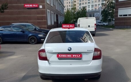 Skoda Rapid I, 2015 год, 650 000 рублей, 4 фотография