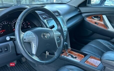 Toyota Camry, 2009 год, 1 350 000 рублей, 10 фотография