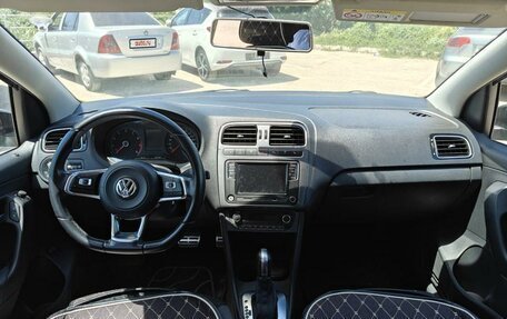 Volkswagen Polo VI (EU Market), 2018 год, 1 450 000 рублей, 11 фотография