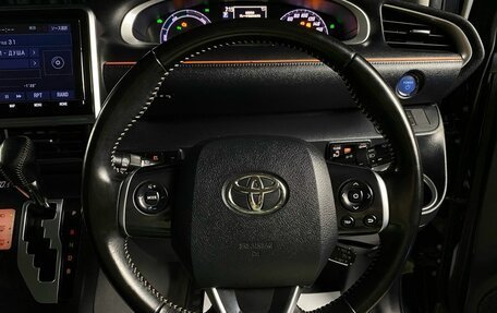 Toyota Sienta II, 2019 год, 1 825 000 рублей, 8 фотография