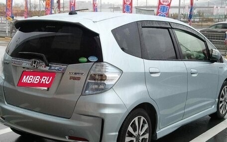 Honda Fit III, 2013 год, 920 000 рублей, 2 фотография