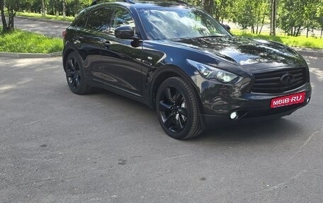 Infiniti QX70, 2013 год, 2 300 000 рублей, 1 фотография