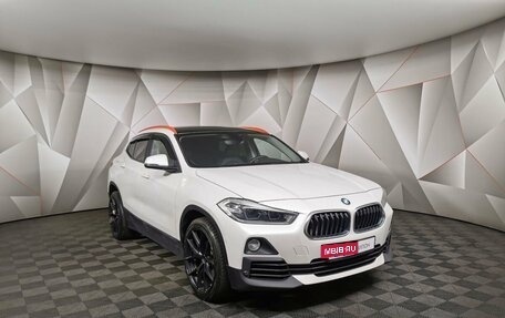 BMW X2, 2018 год, 2 125 000 рублей, 3 фотография