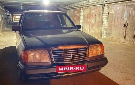 Mercedes-Benz E-Класс, 1993 год, 150 000 рублей, 4 фотография