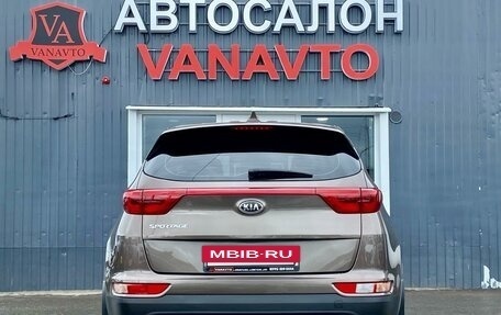 KIA Sportage IV рестайлинг, 2017 год, 1 890 000 рублей, 6 фотография