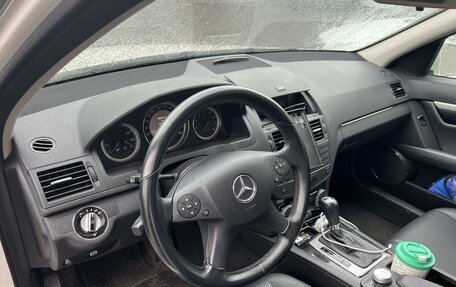 Mercedes-Benz C-Класс, 2010 год, 1 245 000 рублей, 3 фотография