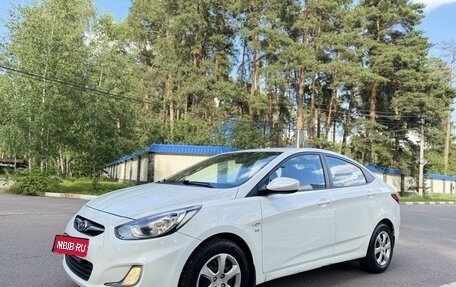 Hyundai Solaris II рестайлинг, 2013 год, 915 000 рублей, 3 фотография