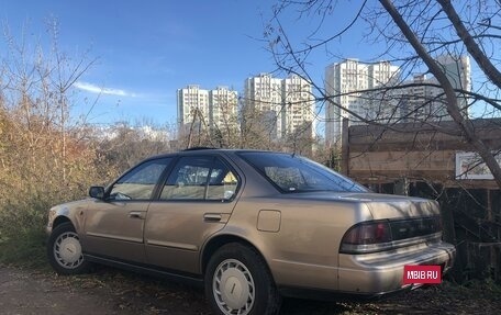 Nissan Maxima VIII, 1992 год, 699 000 рублей, 3 фотография