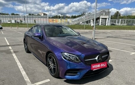 Mercedes-Benz E-Класс, 2019 год, 6 500 000 рублей, 4 фотография