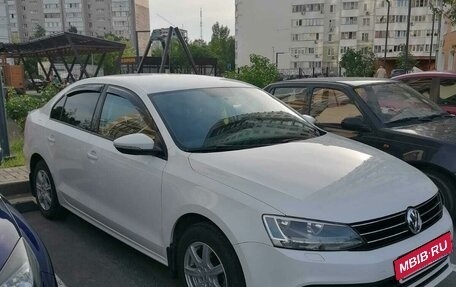 Volkswagen Jetta VI, 2015 год, 1 270 000 рублей, 14 фотография