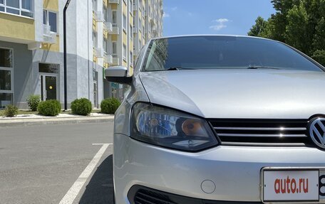 Volkswagen Polo VI (EU Market), 2011 год, 870 000 рублей, 4 фотография