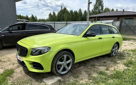 Mercedes-Benz E-Класс, 2019 год, 2 350 000 рублей, 2 фотография