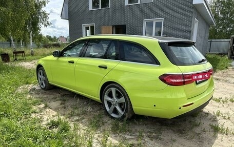 Mercedes-Benz E-Класс, 2019 год, 2 350 000 рублей, 6 фотография