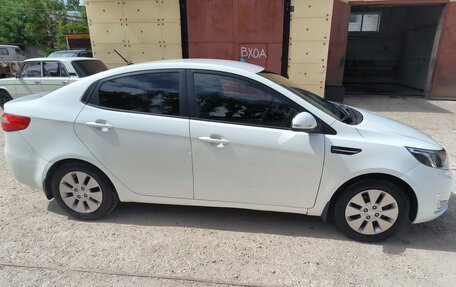 KIA Rio III рестайлинг, 2013 год, 958 000 рублей, 13 фотография