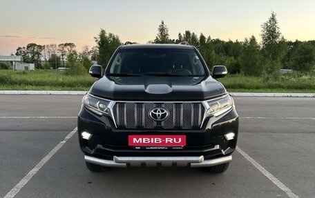 Toyota Land Cruiser Prado 150 рестайлинг 2, 2018 год, 5 120 000 рублей, 8 фотография