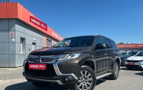 Mitsubishi Pajero Sport III рестайлинг, 2017 год, 3 250 000 рублей, 1 фотография