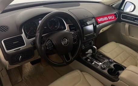 Volkswagen Touareg III, 2012 год, 2 375 000 рублей, 15 фотография