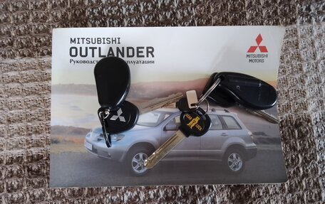 Mitsubishi Outlander III рестайлинг 3, 2004 год, 730 000 рублей, 5 фотография