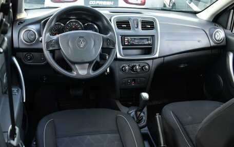 Renault Sandero II рестайлинг, 2015 год, 999 000 рублей, 6 фотография