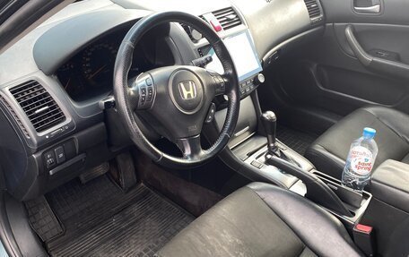 Honda Accord VII рестайлинг, 2006 год, 800 000 рублей, 9 фотография