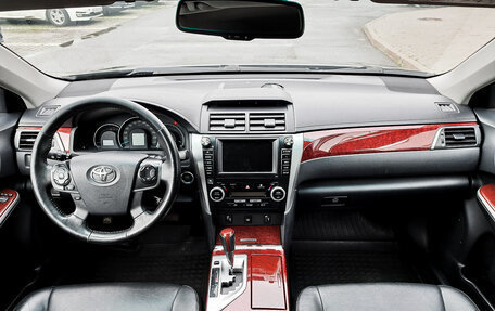 Toyota Camry, 2013 год, 2 149 000 рублей, 14 фотография
