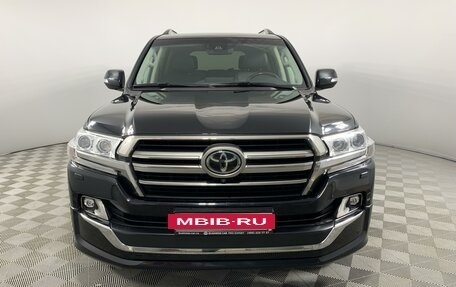 Toyota Land Cruiser 200, 2019 год, 8 800 000 рублей, 2 фотография