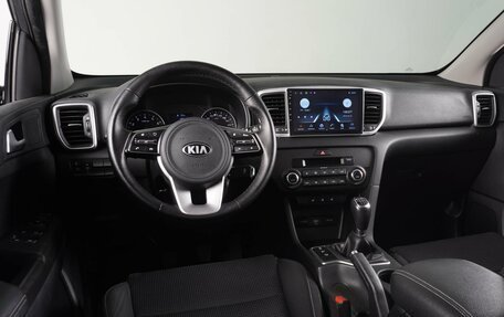 KIA Sportage IV рестайлинг, 2019 год, 2 675 000 рублей, 6 фотография