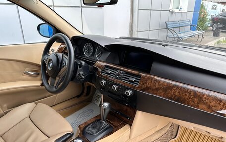 BMW 5 серия, 2005 год, 1 297 000 рублей, 10 фотография