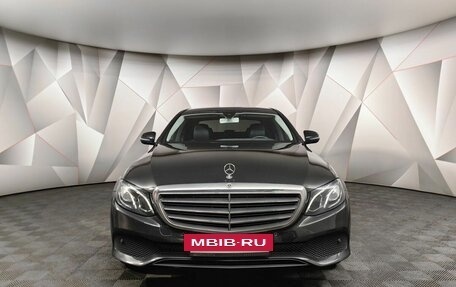 Mercedes-Benz E-Класс, 2018 год, 2 998 000 рублей, 7 фотография