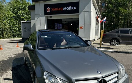 Mercedes-Benz E-Класс, 2012 год, 1 850 000 рублей, 2 фотография