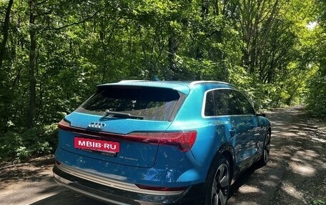 Audi e-tron I, 2019 год, 5 300 000 рублей, 3 фотография