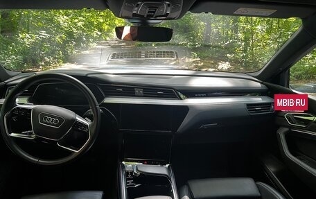 Audi e-tron I, 2019 год, 5 300 000 рублей, 4 фотография