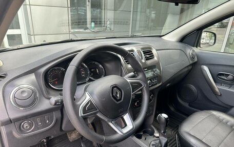 Renault Logan II, 2019 год, 1 249 000 рублей, 13 фотография