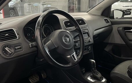 Volkswagen Polo VI (EU Market), 2012 год, 899 000 рублей, 11 фотография