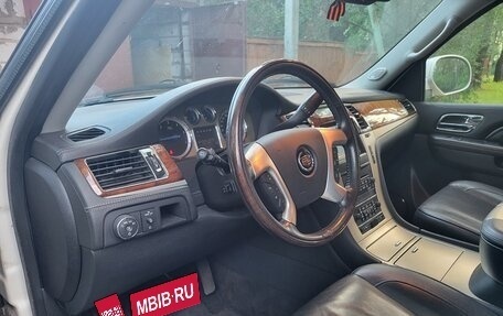 Cadillac Escalade III, 2013 год, 2 800 000 рублей, 11 фотография