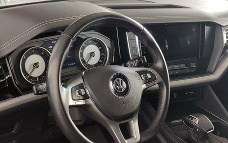 Volkswagen Touareg III, 2019 год, 4 650 000 рублей, 13 фотография