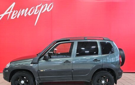 Chevrolet Niva I рестайлинг, 2017 год, 815 000 рублей, 2 фотография